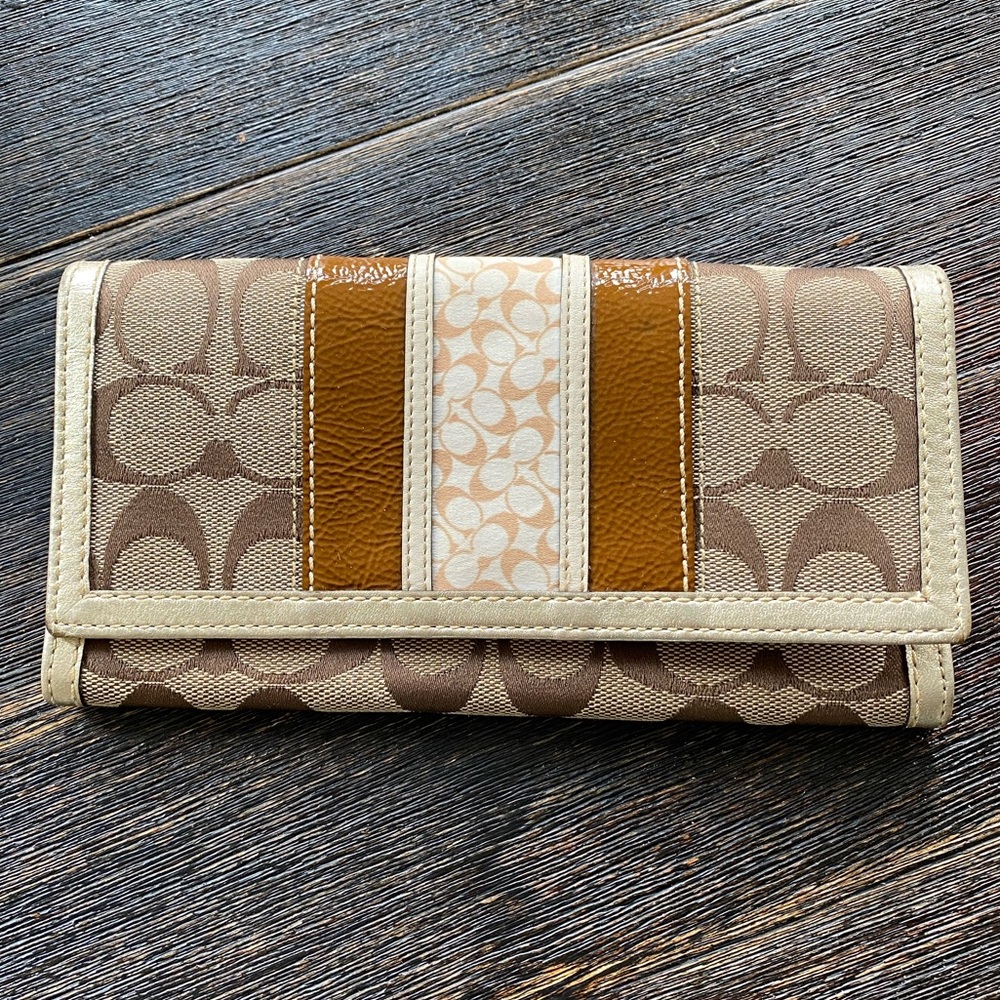 COACH Signature Brown & Gold wallet